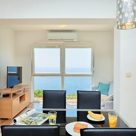 View Апартаменты *